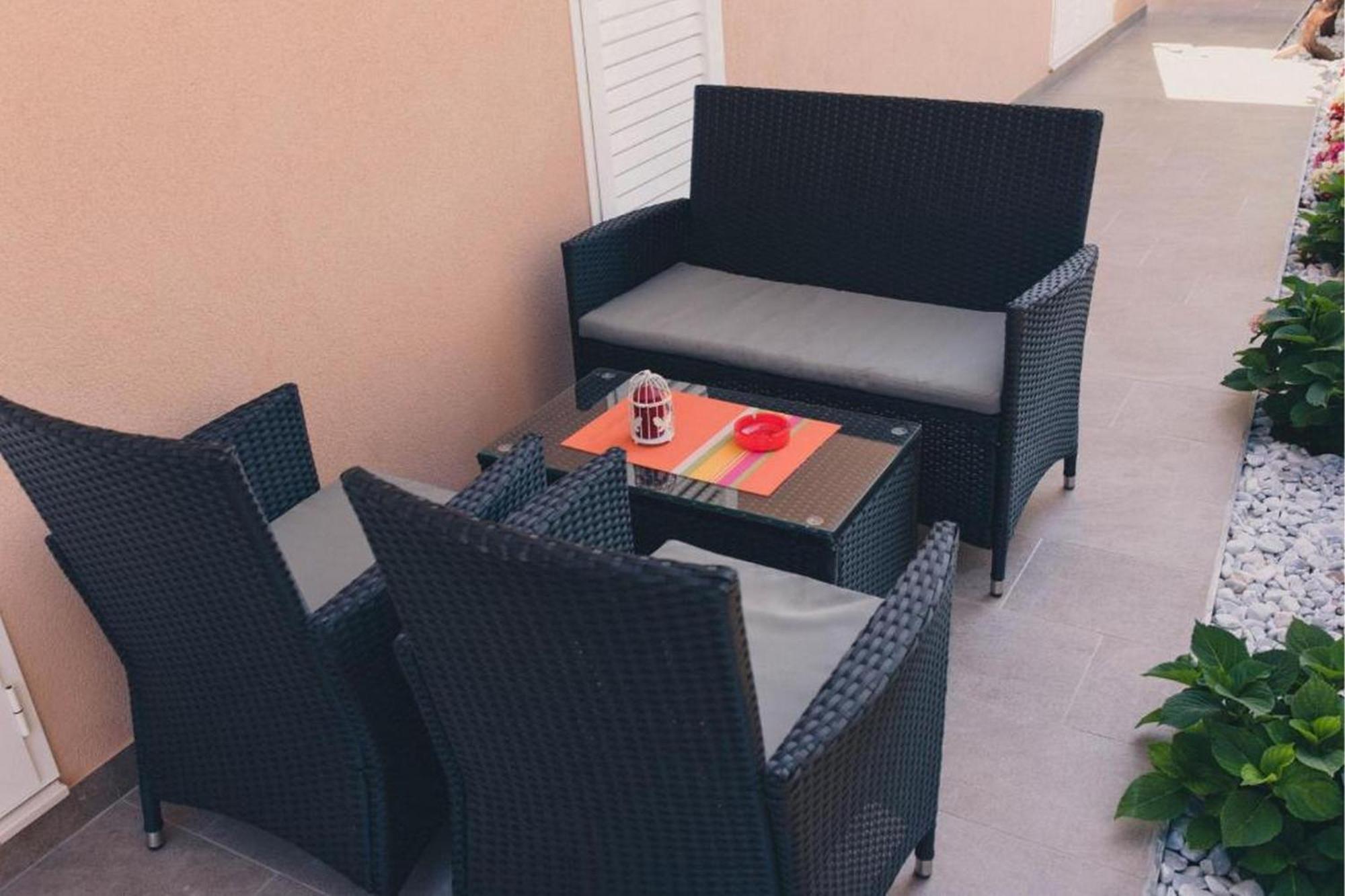 Apartments Sunny Garden Бродарика Стая снимка