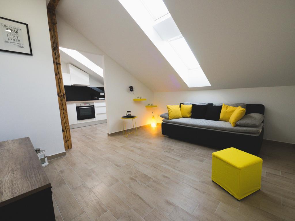 Apartments Sunny Garden Бродарика Екстериор снимка
